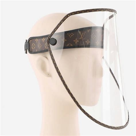 louis vuitton mascherina covid prezzo|Louis Vuitton's $480 face mask.